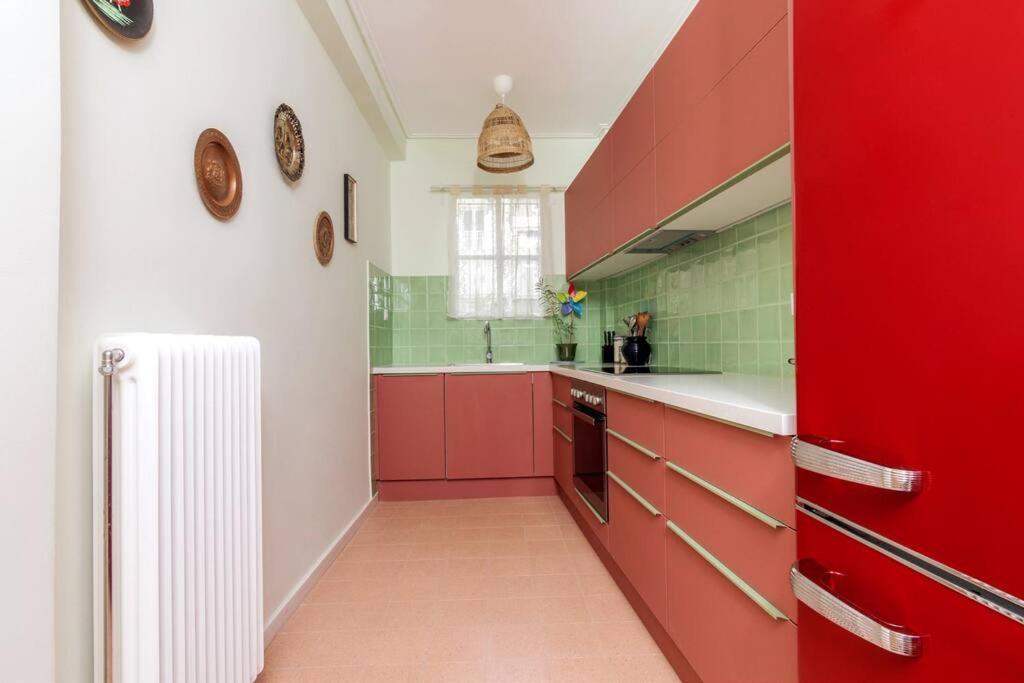 Iphigenia 2 Bedroom Retro Downtown Apartment Афіни Екстер'єр фото