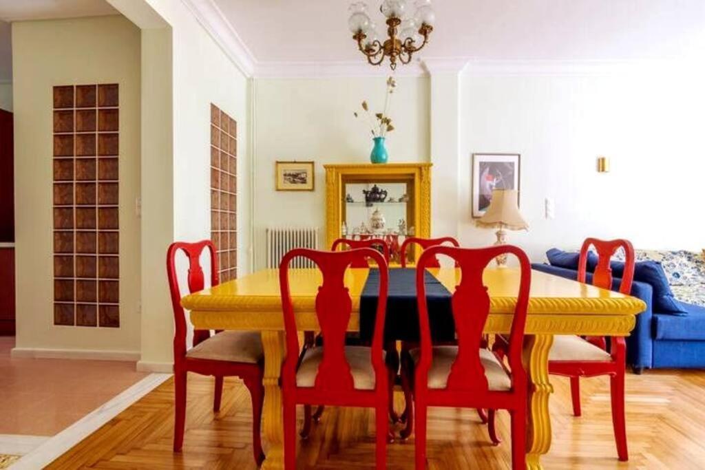Iphigenia 2 Bedroom Retro Downtown Apartment Афіни Екстер'єр фото